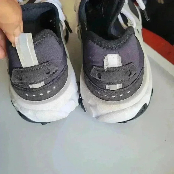 Nike React Presto Ghost Shoes 2019 Black White Men's Size 9 US- AV2605-003 - Picture 6 of 8